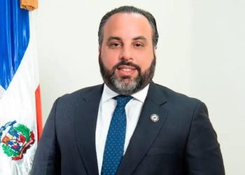 Abinader designa a Julio Peña Guzmán presidente de la Junta de Aviación Civil