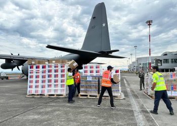 La ayuda comienza a llegar a las zonas más alejadas afectadas por el terremoto en Colombia