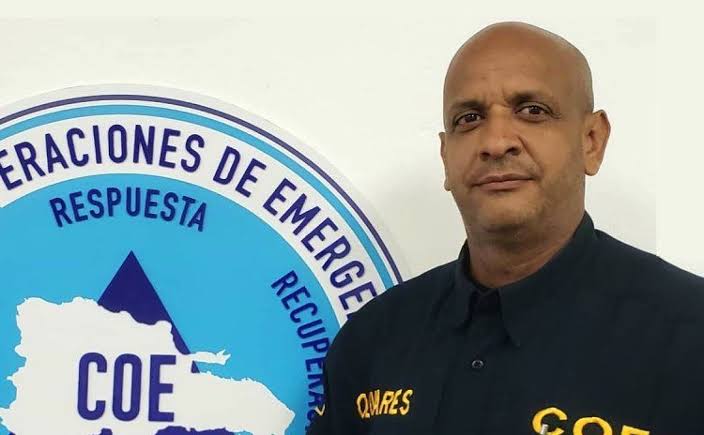 Erdwin Robert Olivares Luciano es designado director del COE