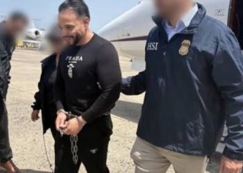Extraditan a Estados Unidos a dominicano acusado de liderar red de narcotráfico y lavado de dinero