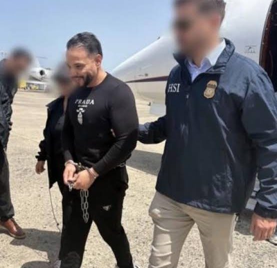 Extraditan a Estados Unidos a dominicano acusado de liderar red de narcotráfico y lavado de dinero
