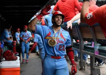 Joshua Báez: el dominicano que hizo historia con tres jonrones en su debut en Grandes Ligas