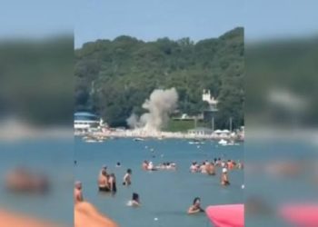 Al menos siete muertos, incluyendo tres niños, tras ataque de dron ucraniano en una playa de Rusia