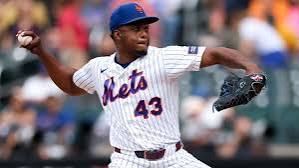 Huáscar Brazobán es cambiado de los Mets a los Medias Blancas