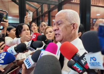 Ricardo de los Santos llama a la sensatez tras decisión de RD de retirar a nueve diplomáticos cubanos
