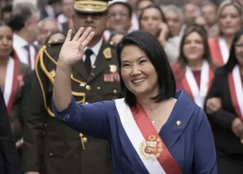 Keiko Fujimori recibe un 60 % de aprobación tras el inicio de su Gobierno en Perú, según una encuesta