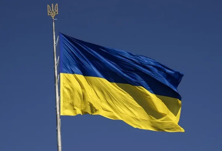 Ucrania celebra Día de la Bandera con líderes europeos en medio de la guerra