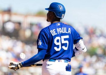 Dodgers llaman al prospecto dominicano Josué de Paula para ocupar el lugar de Ohtani