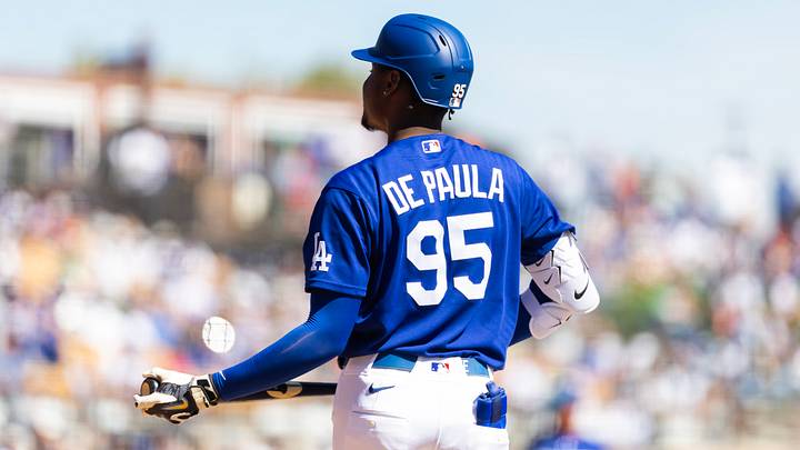 Dodgers llaman al prospecto dominicano Josué de Paula para ocupar el lugar de Ohtani