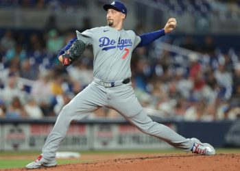 Blake Snell sale  de su apertura ante los Rojos tras un inning por rigidez en la ingle