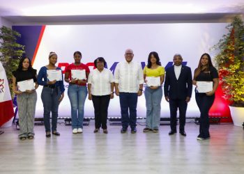 Promipyme entrega RD$72 millones en créditos a 350 emprendedores de Barahona