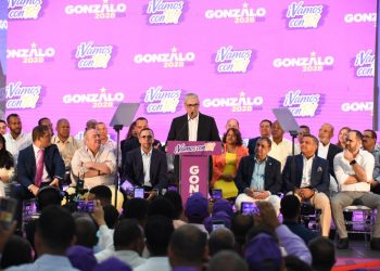 Gonzalo Castillo desafía obstáculos: “Nadie va a evitar que sea presidente”
