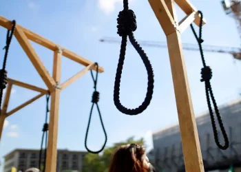 El régimen de Irán ejecutó a un hombre condenado por supuesto espionaje y colaboración con Israel