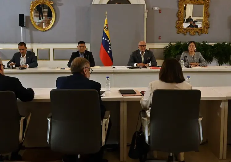 Venezuela: diálogo político abordará la libertad de expresión