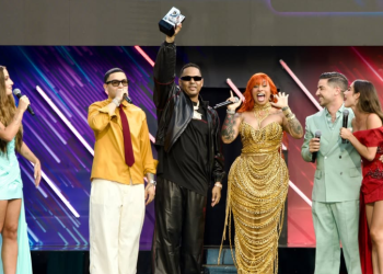 «Saca Punta» gana “Mejor Canción Dembow” en Premios Juventud