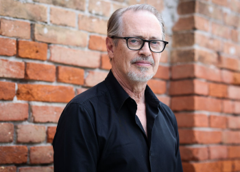 El actor Steve Buscemi y su historia con las Torres Gemelas: volvió a ser bombero para buscar sobrevivientes
