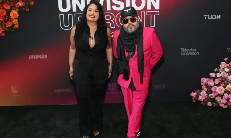 Hermanos de Selena Quintanilla en conflicto judicial por ganancias de música y otros activos del patrimonio de la fallecida artista