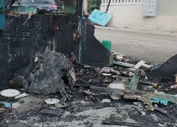 Velón encendido a San Miguel habría provocado incendio que destruyó 22 casetas en Boca Chica