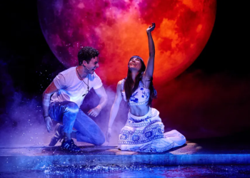 Canciones de Alejandro Sanz son la base de El Alma al Aire, un nuevo musical que brilla en el teatro