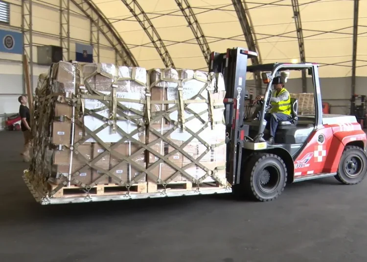 Avión de EE.UU. retira 45 toneladas de cocaína de Costa Rica para su destrucción