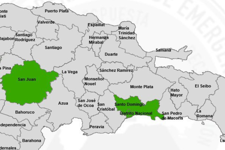 COE mantiene alerta verde sobre 2 provincias y el DN por onda tropical