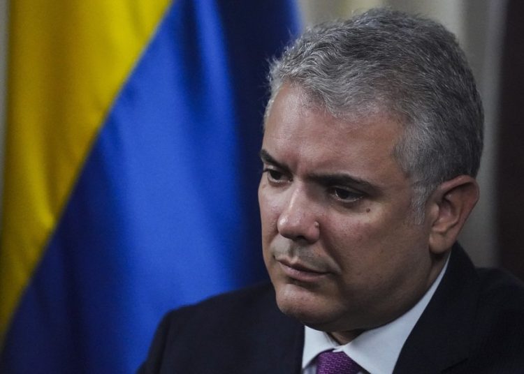 Iván Duque califica como positivo el primer mes de De la Espriella en el Gobierno de Colombia