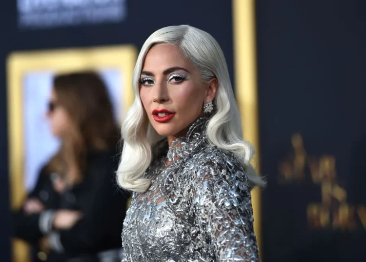 Lady Gaga llama Rose Bean a su primera hija, según TMZ