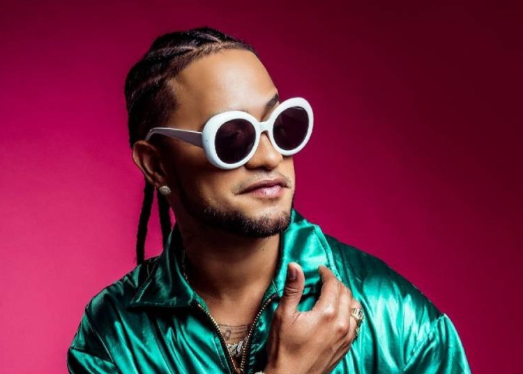 Mozart La Para llega al velorio de Diddy Glow y habla del dolor de los artistas