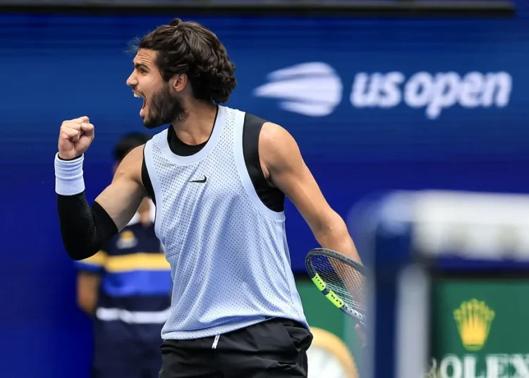 Alcaraz vence a Tommy Paul y avanza a cuartos de final del Abierto de Estados Unidos