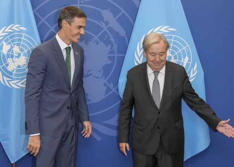 Pedro Sánchez y António Guterres abordan en Nueva York asuntos internacionales y globales