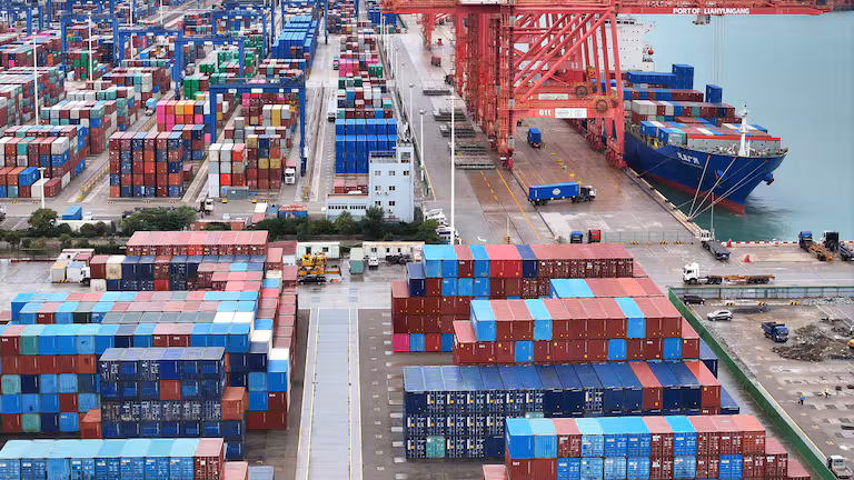 Las exportaciones chinas crecieron un 18,6 % interanual en agosto
