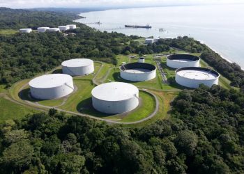 Panamá adquiere la totalidad de un oleoducto transístmico por casi 192 millones de dólares