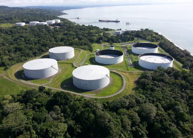 Panamá adquiere la totalidad de un oleoducto transístmico por casi 192 millones de dólares