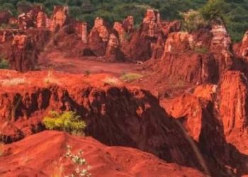 RD y Unión Europea unen esfuerzos para explorar tierras raras en Pedernales