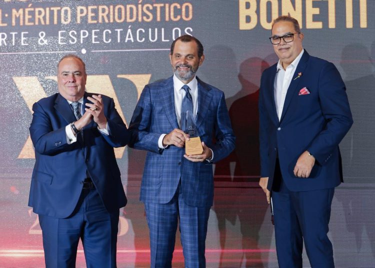 José Miguel Bonetti Du-Breil es reconocido por una trayectoria que trasciende lo empresarial
