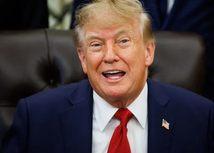 Trump dice que el arco del triunfo de Washington será un complejo militar con drones y francotiradores