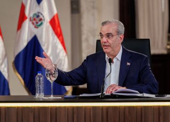 Oposición duda que Abinader complete el 80 % de las obras antes de finalizar mandato