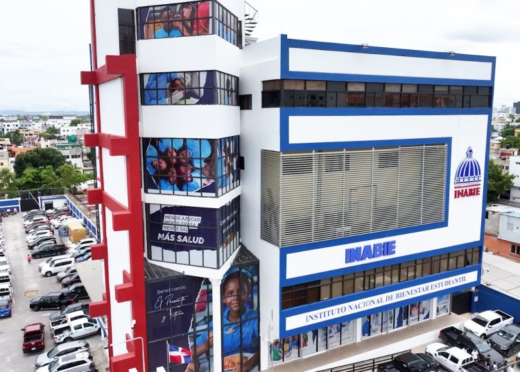 INABIE garantiza suministro de leche en escuelas de Santiago con cambio a UHT