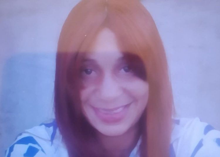 Familiares buscan a una mujer desaparecida en Higüey y piden ayuda para localizarla