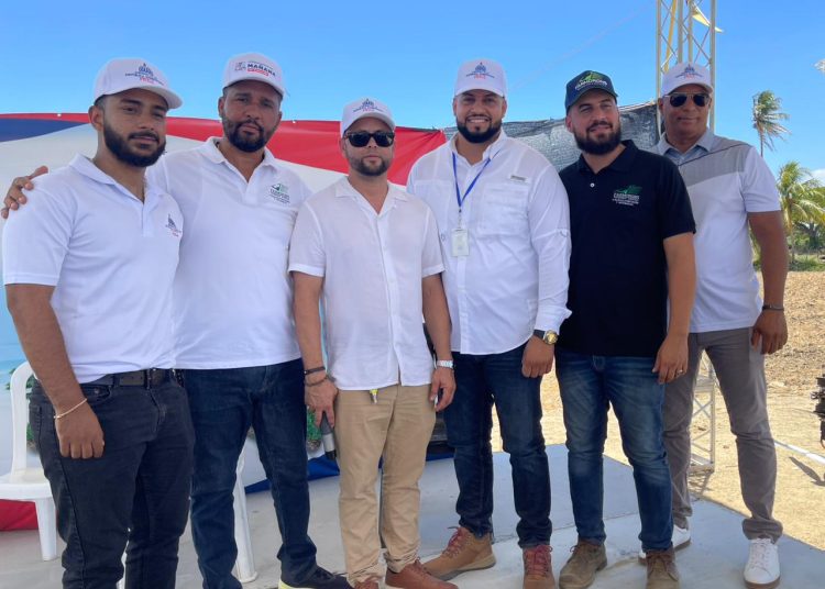 FEDA y CTC capacitan a productores de Montecristi en tecnología de drones