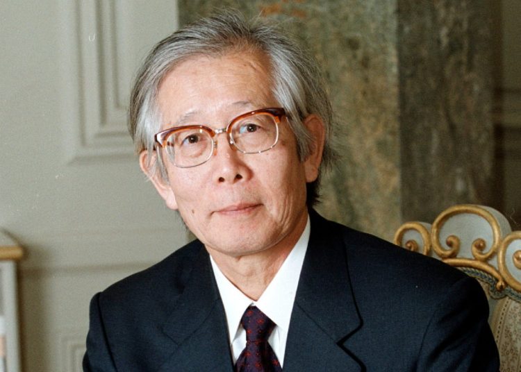 Muere a los 90 años Hideki Shirakawa, Nobel de Química por revolucionar los polímeros conductores