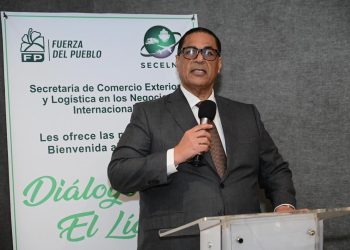 Fuerza del Pueblo emplaza a la DGA a demostrar destino de 3,900 contenedores Haití