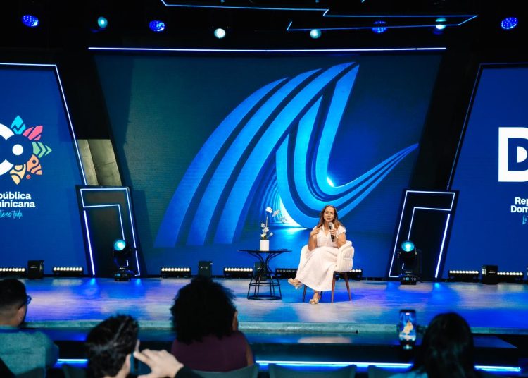 Inteligencia artificial y transformación del turismo marcaron la agenda de Expo Comercial Asonahores