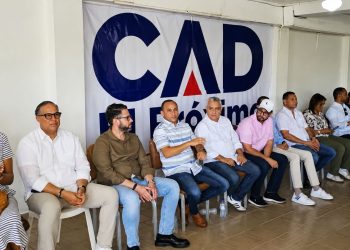 David Collado consolida respaldo de cinco alcaldes en Samaná y fortalece su proyecto presidencial