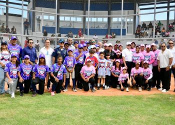 Fundación Macarrulla homenajea a 16 atletas dominicanos en la Copa Macarrulla 2026