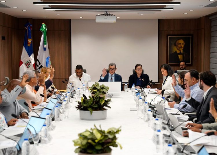 CNSS aprueba medida para garantizar pensión pública a servidores con derechos adquiridos