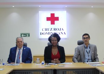 Cruz Roja reúne a representantes internacionales para fortalecer respuesta ante desastres climáticos en el Caribe