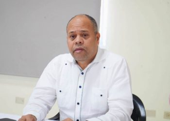 Regional 03 y ADP de Pueblo Viejo abordan demandas del magisterio y buscan respuestas