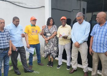Frente Amplio y sindicatos piden a Omar Fernández cambios profundos a la Seguridad Social