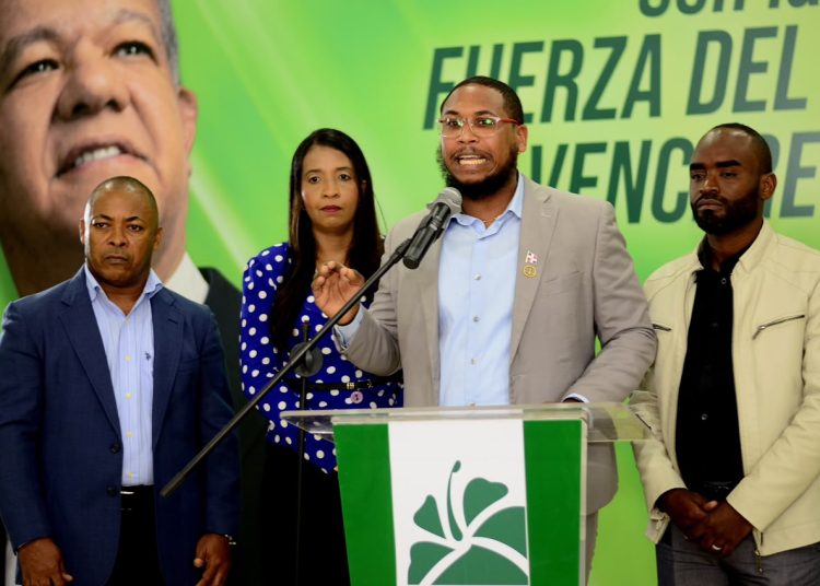 FP cuestiona resultados del programa social “MOTOBEN” y exige auditoría sobre recursos destinados a motoconchistas
